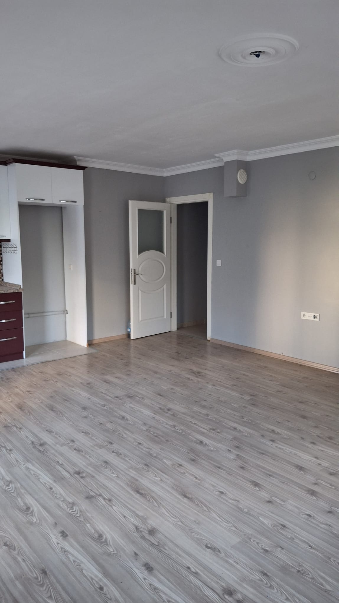 Sarımsaklıda Denize ve Merkeze Yürüme Mesafesinde 1+1 Daire