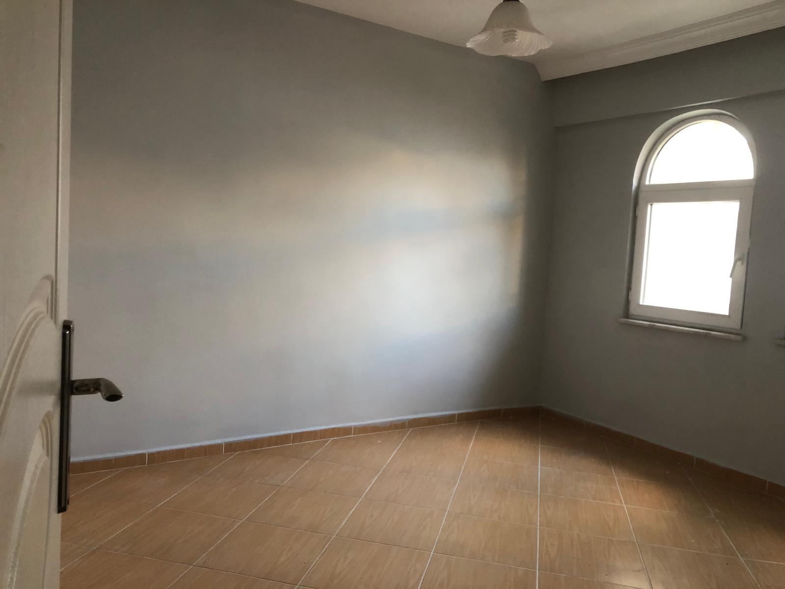 Havuzlu Sitede Sarımsaklı Altınova Arası 3+1  Kiralık Villa