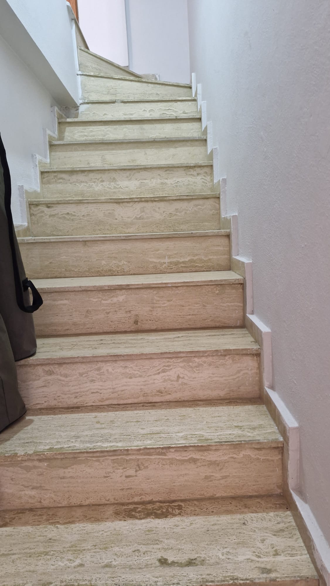 Ayvalık Sarımsaklı da dubleks SATILIK