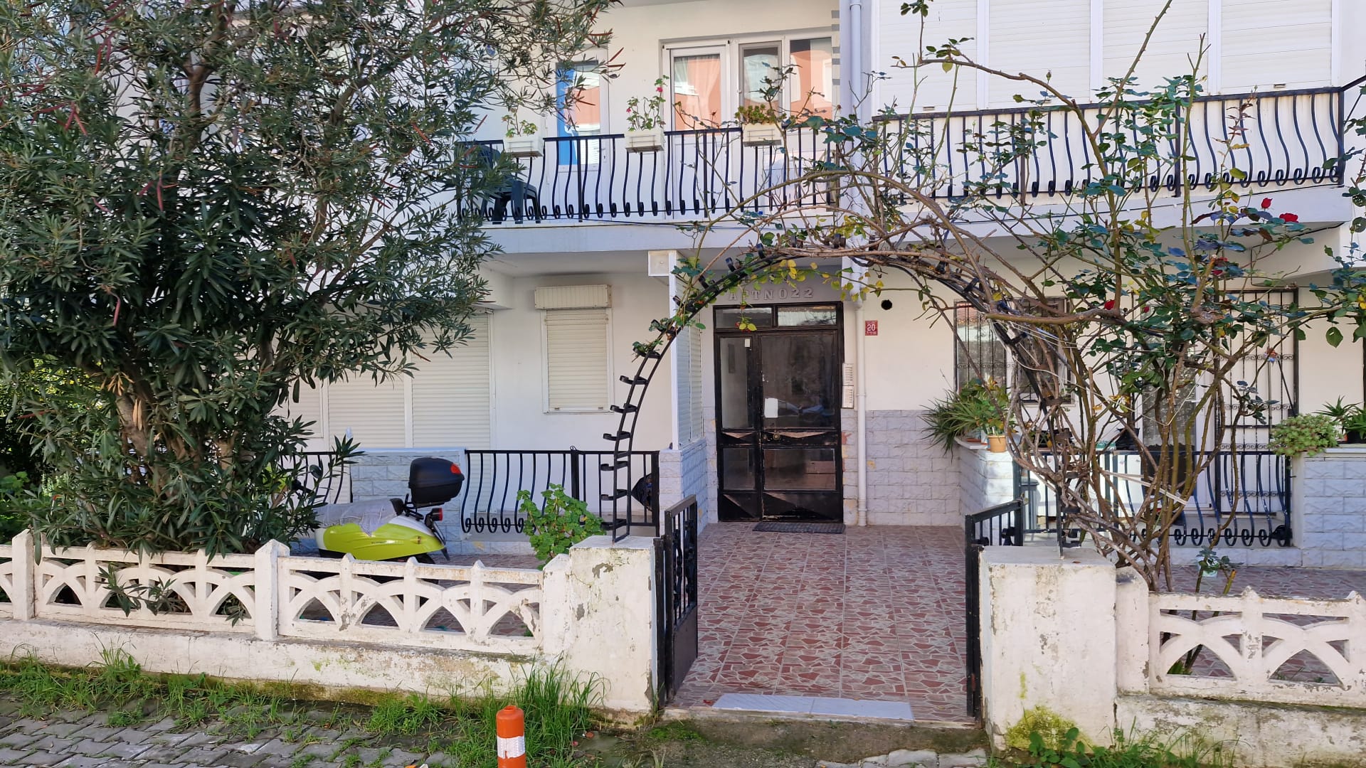 Ayvalık Sarımsaklı da dubleks SATILIK