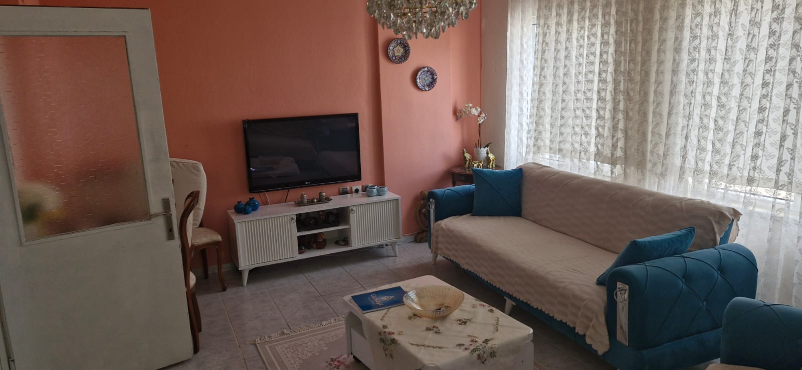 Kiralık Eşyalı Ara Kat Geniş 2+1 Daire