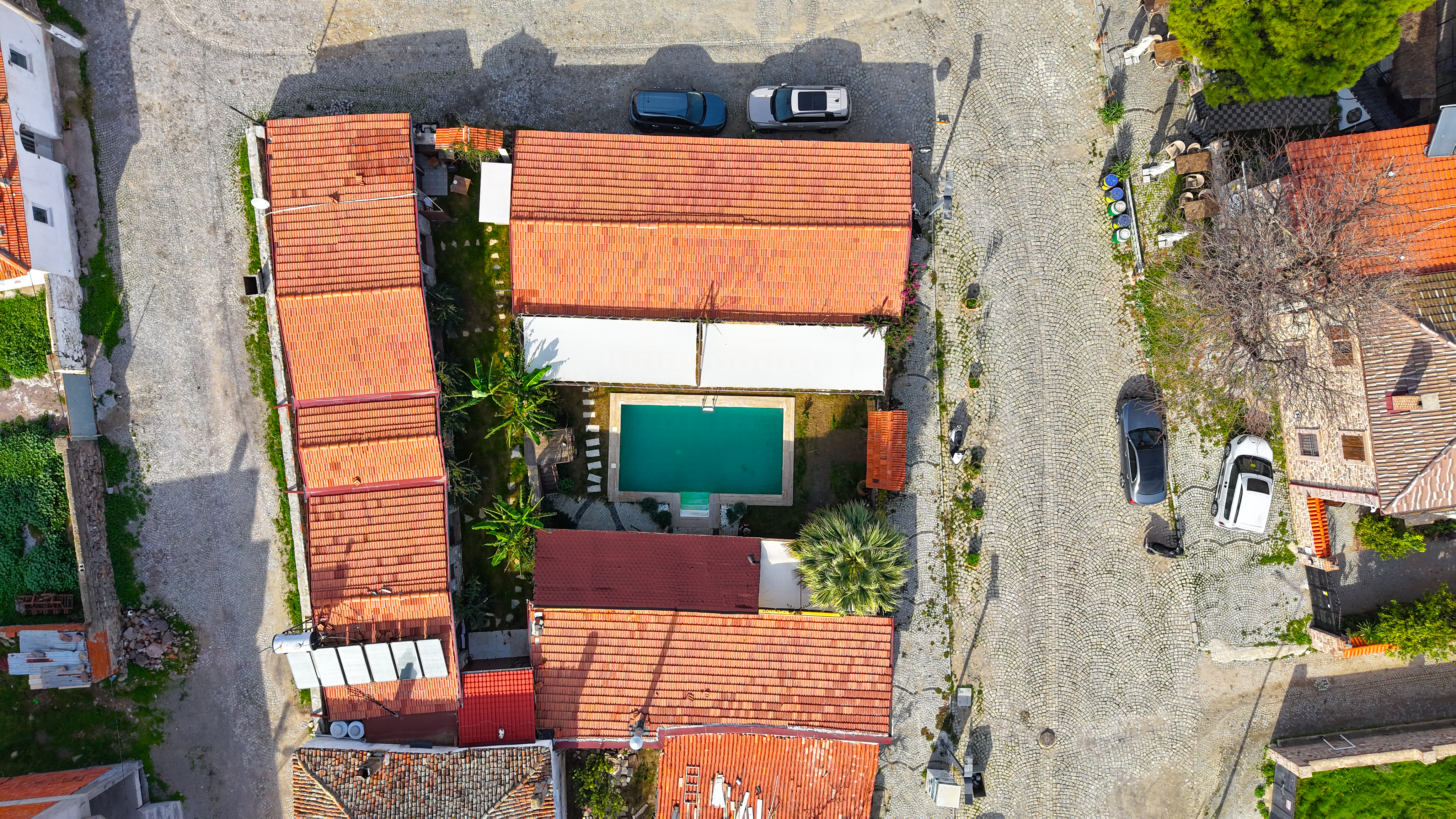 Sanat Köyü Küçükköy'de işletmeye hazır butik otel...