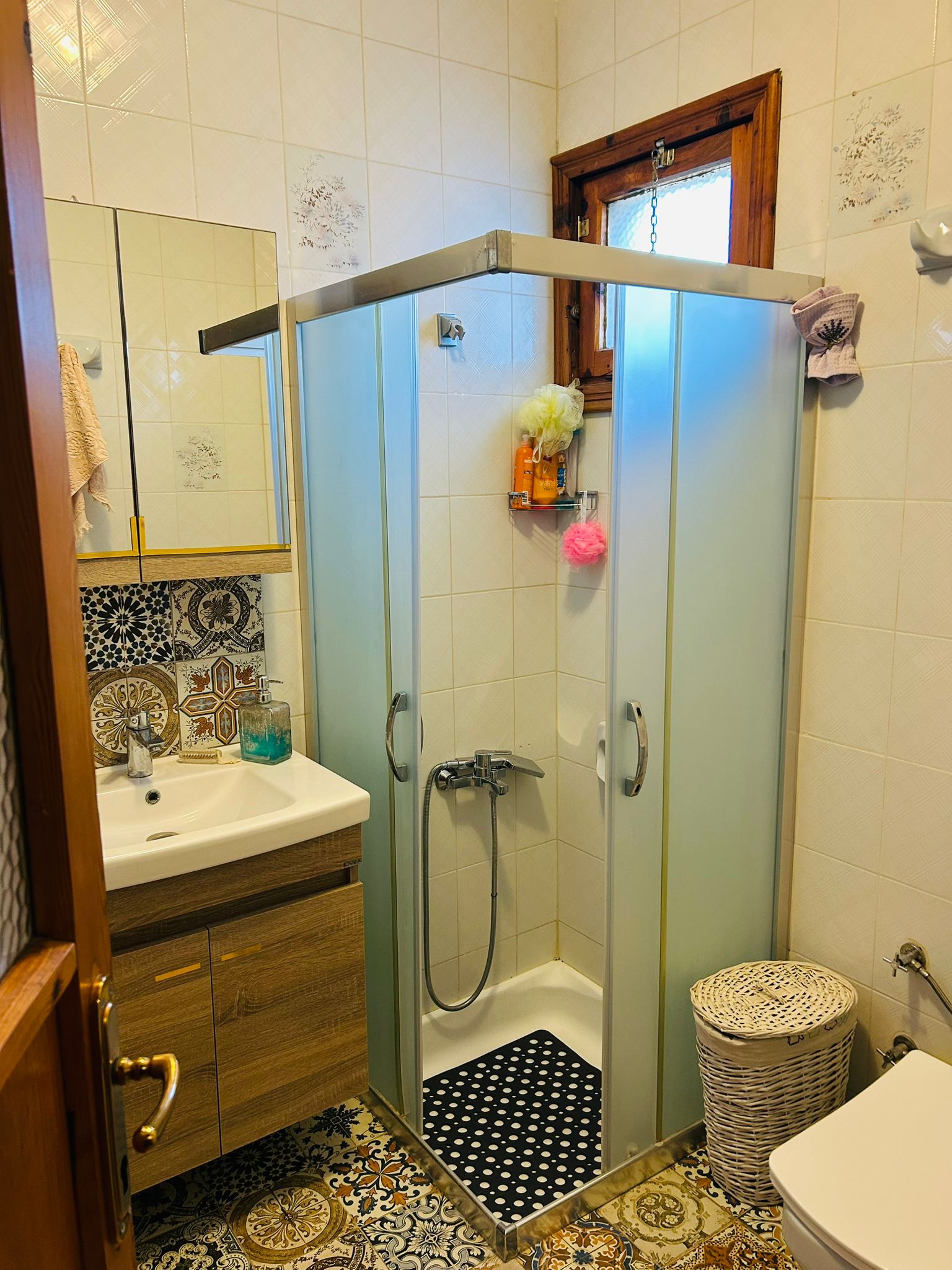 Ayvalık Altınova Marti Sitesinde Deniz manzarali Eşyalı Dubleks Villa