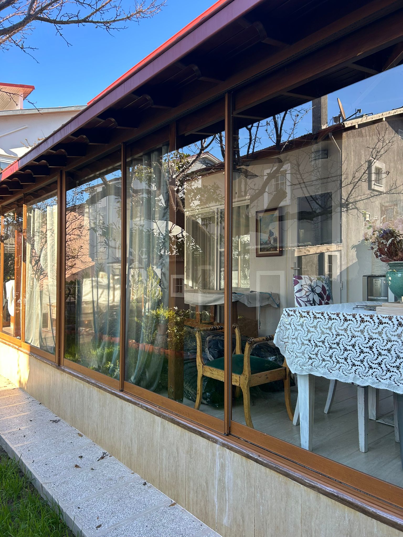 Ayvalık Altınova Marti Sitesinde Deniz manzarali Eşyalı Dubleks Villa