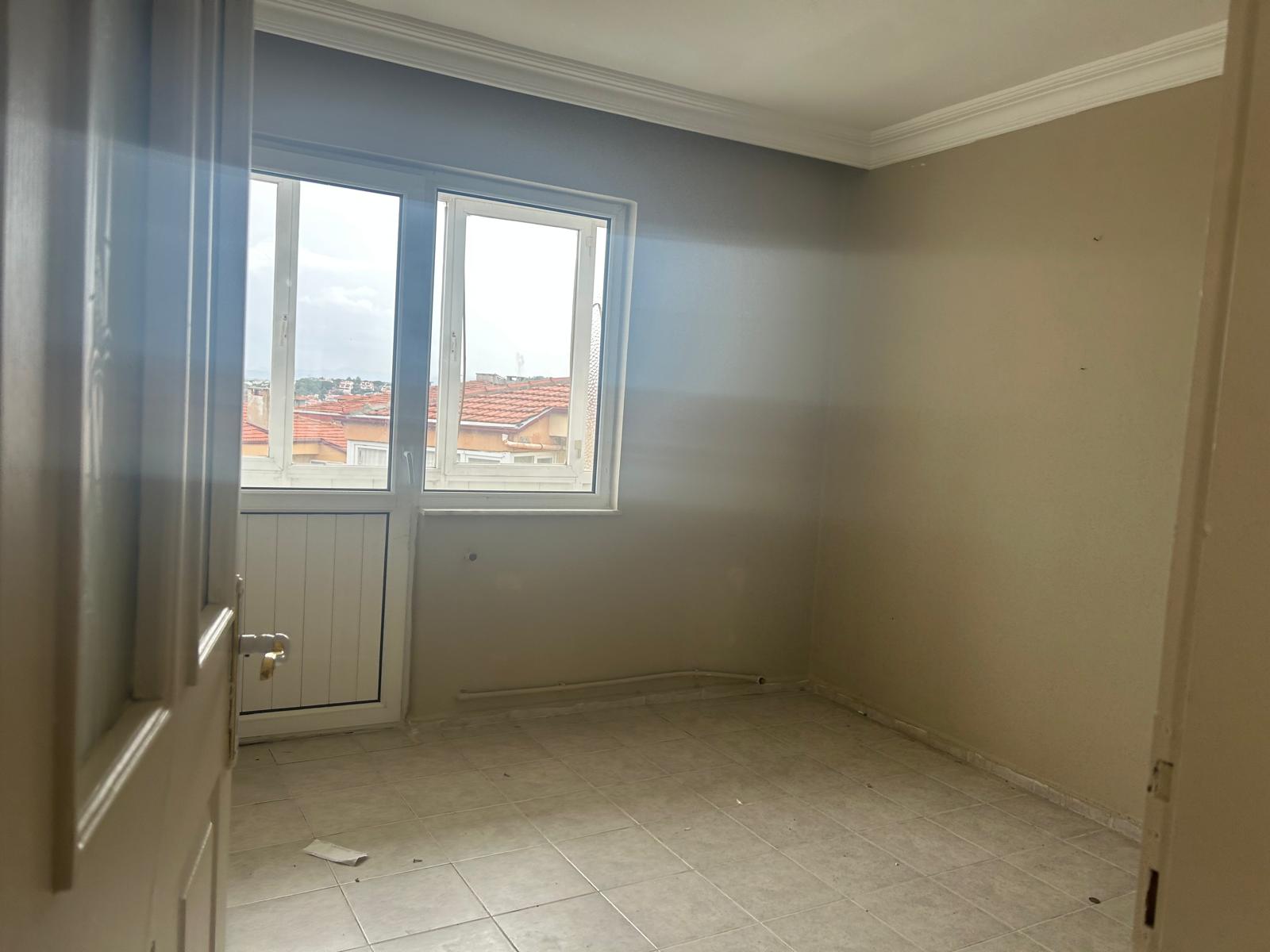 Ayvalık Ali Çetinkaya' da Deniz Manzaralı Kiralık 2+1 Daire