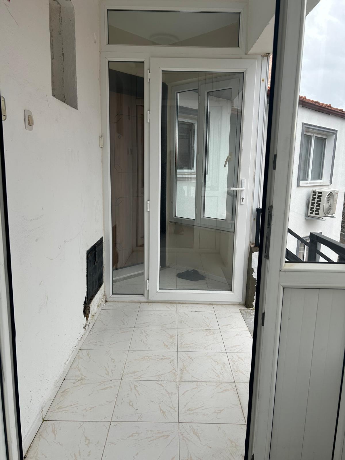 Ayvalık Ali Çetinkaya' da Deniz Manzaralı Kiralık 2+1 Daire