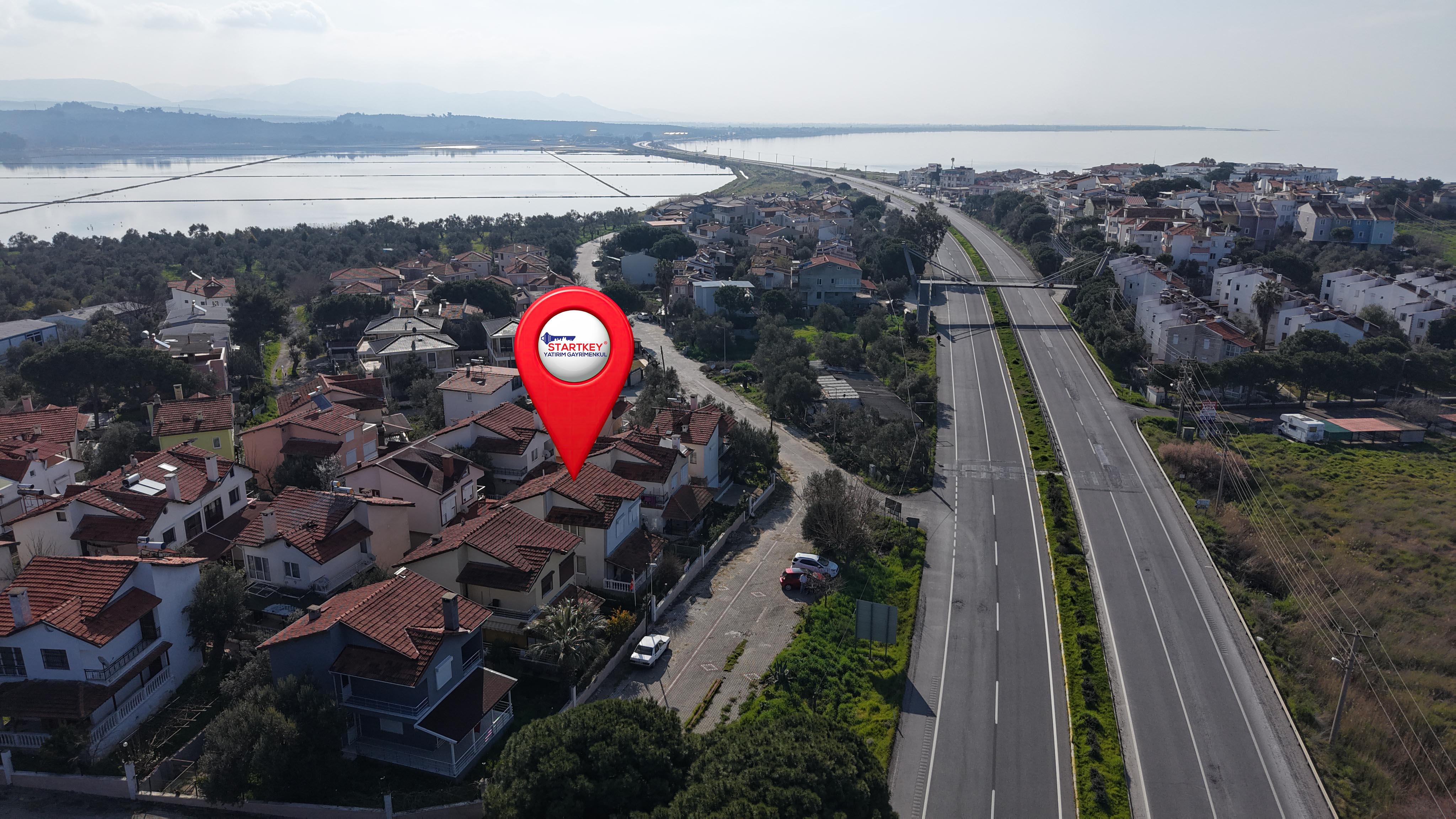 Ayvalık Bilentur da Konforlu Ve Deniz Manzaralı Müstakil Villa