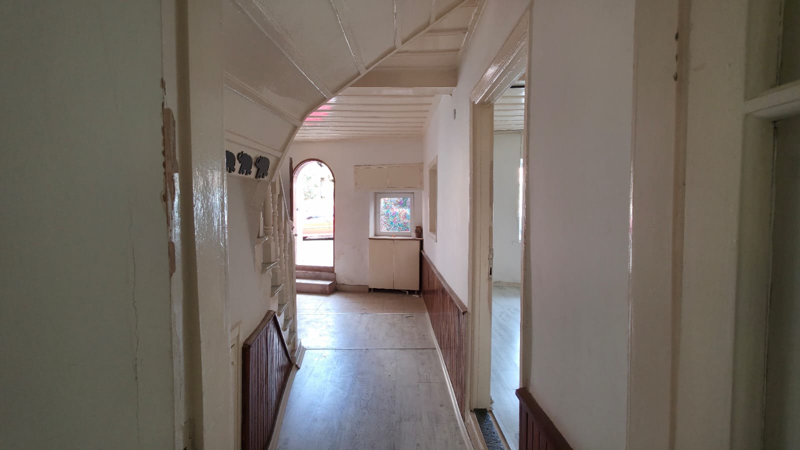 Ayvalık Hamdibey' de Kiralık 4+1 Müstakil Rum Evi