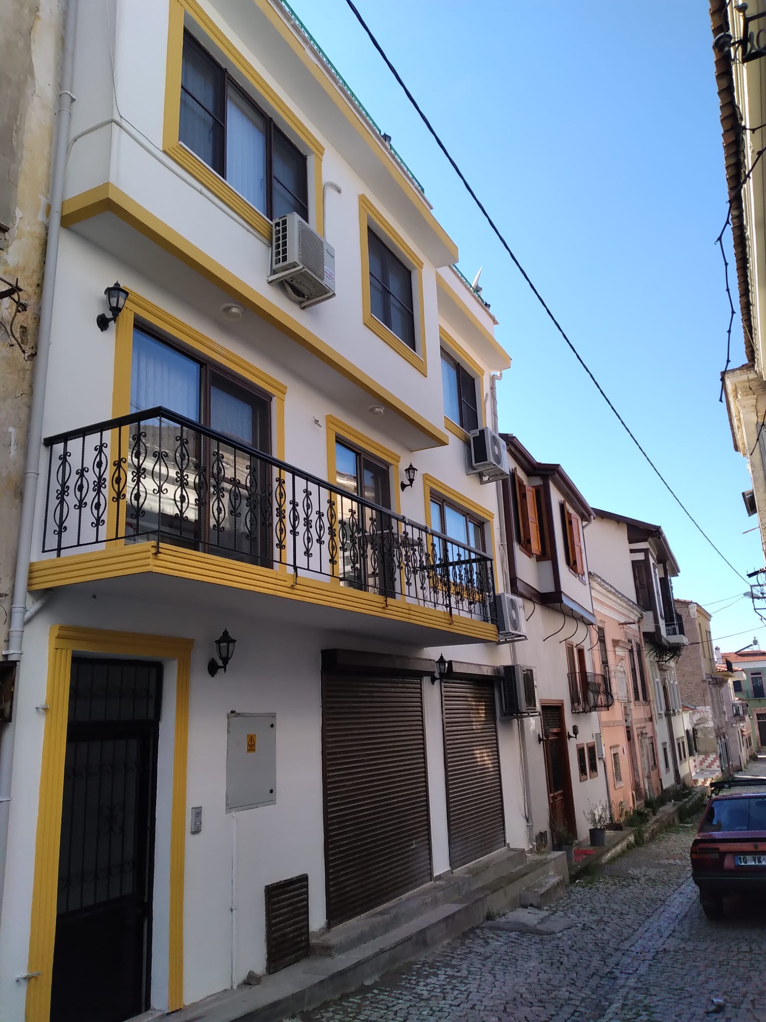 Hamdibey Mahallesinde Merkezi Konumda 3 Katlı Bakımlı Bina