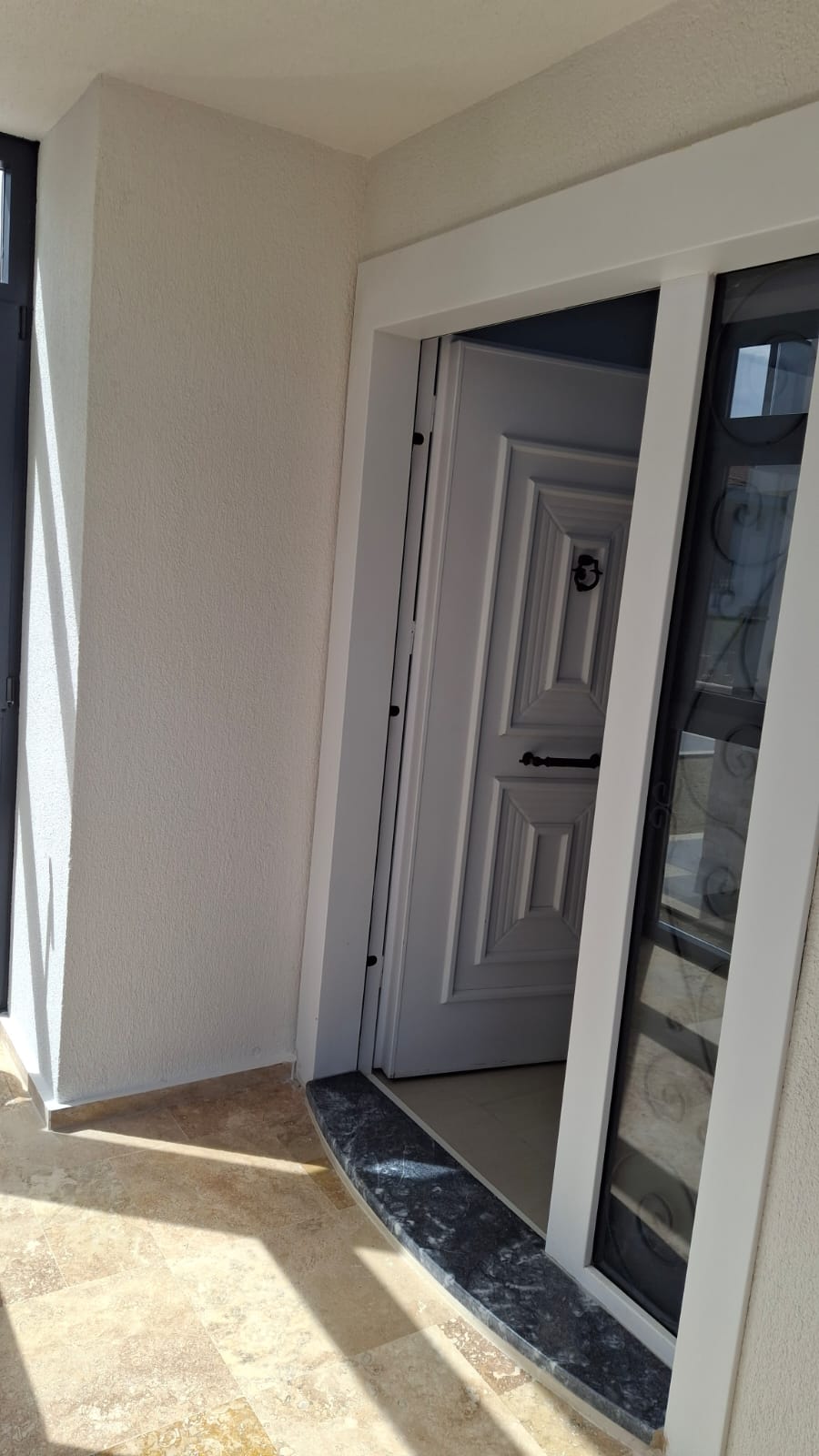 Ayvalık Sefa Çamlık ta Satılık Villa