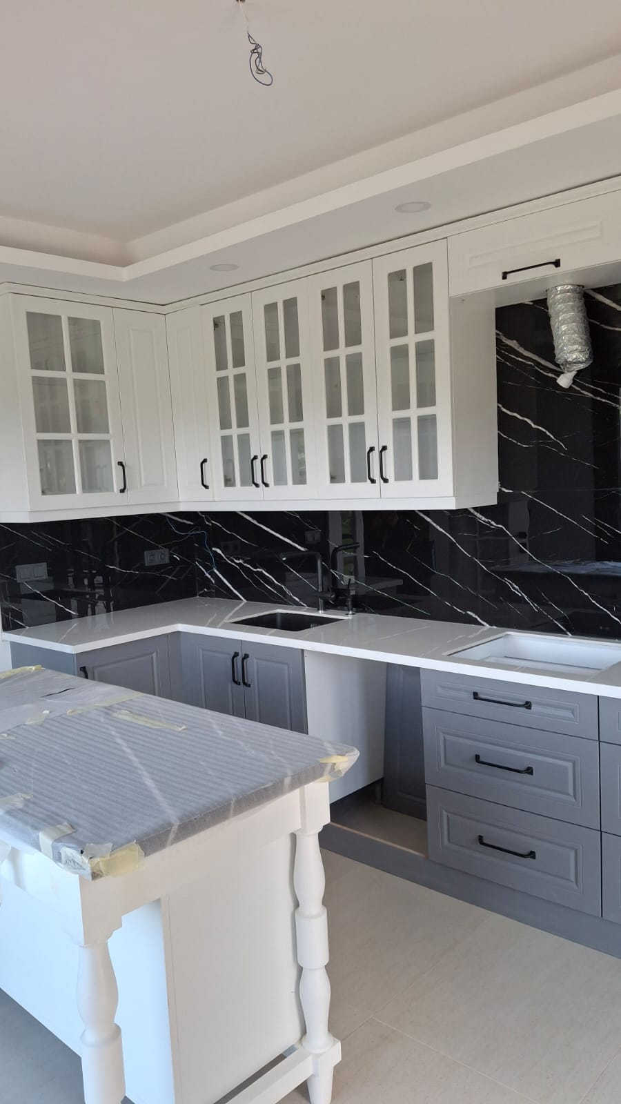 Ayvalık Sefa Çamlık ta Satılık Villa