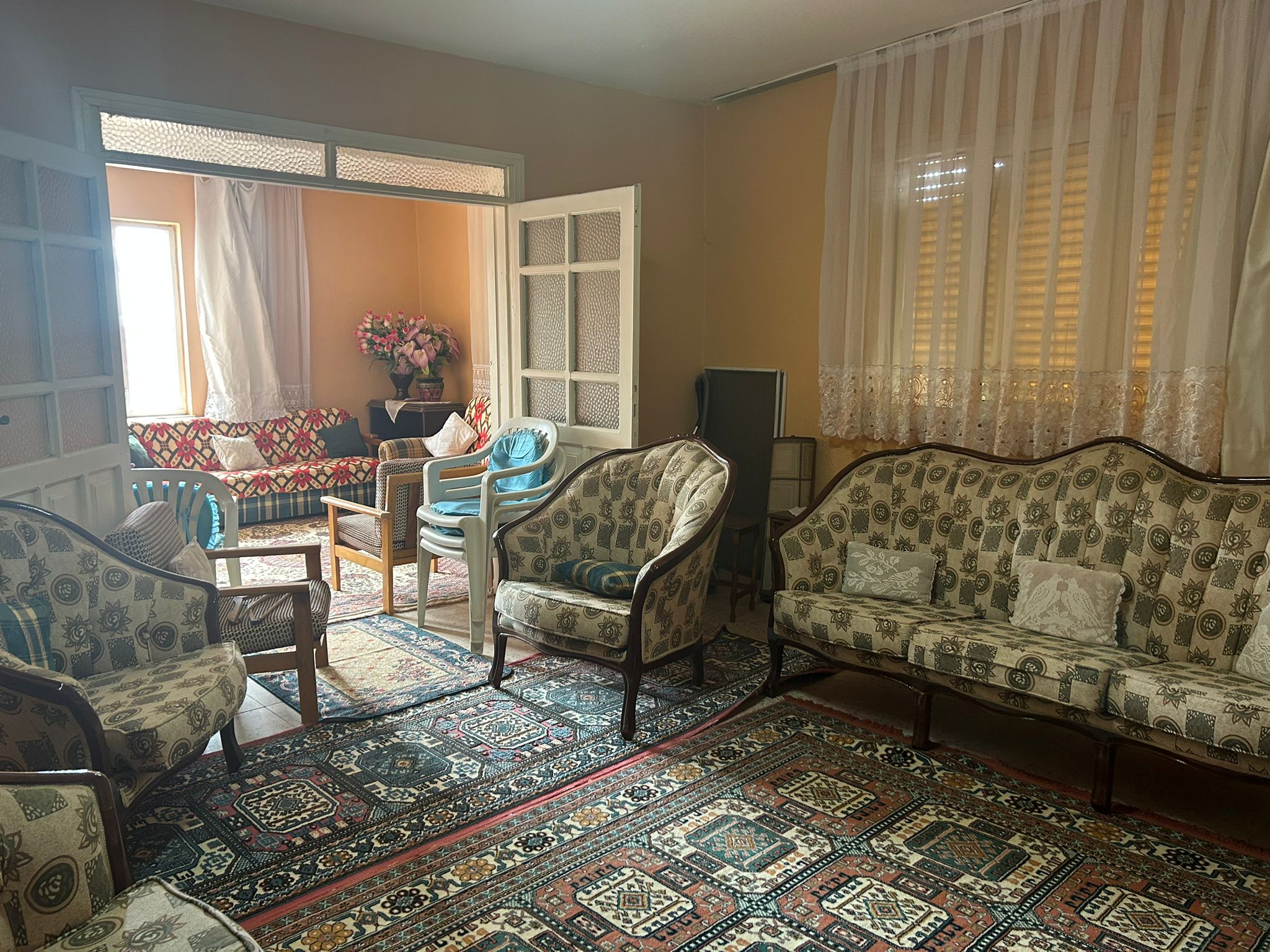 Ayvalık Altınova Merkezde Satılık 2 Katlı Müstakil Ev