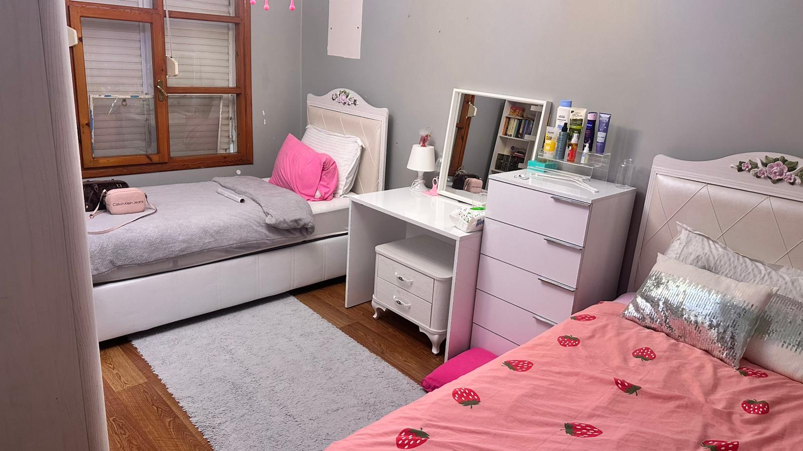 Ayvalık Sefa Çamlık'ta Eşyalı Satılık Dubleks Villa