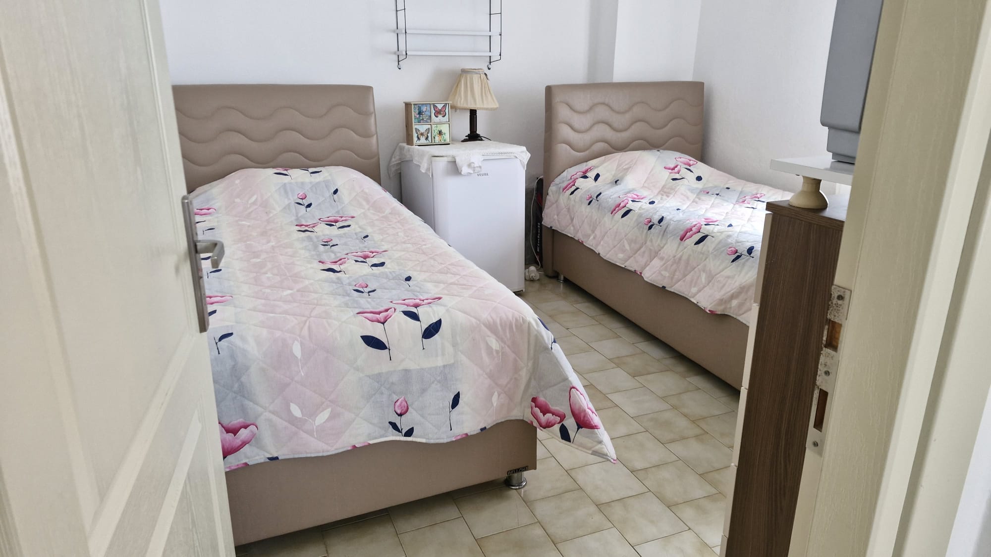 Ayvalık Altınova'da satılık eşyalı 2+1 villa