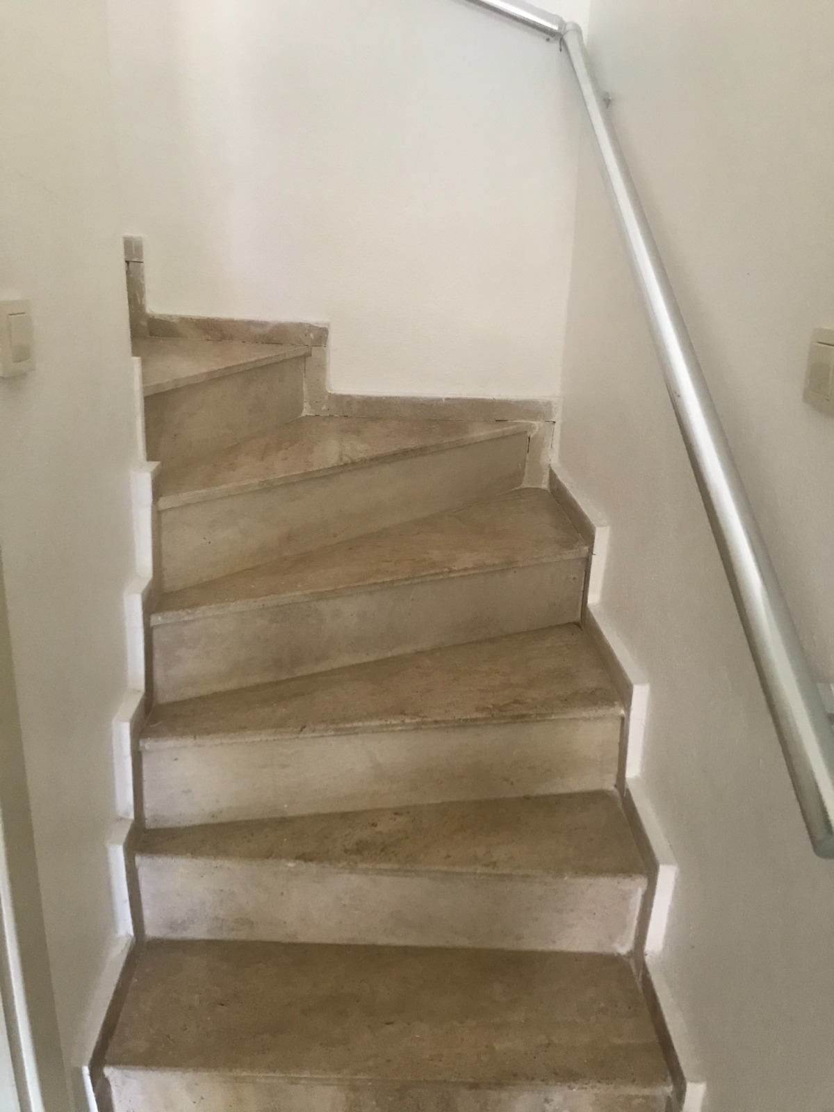 Ayvalık Altınova'da satılık eşyalı 2+1 villa