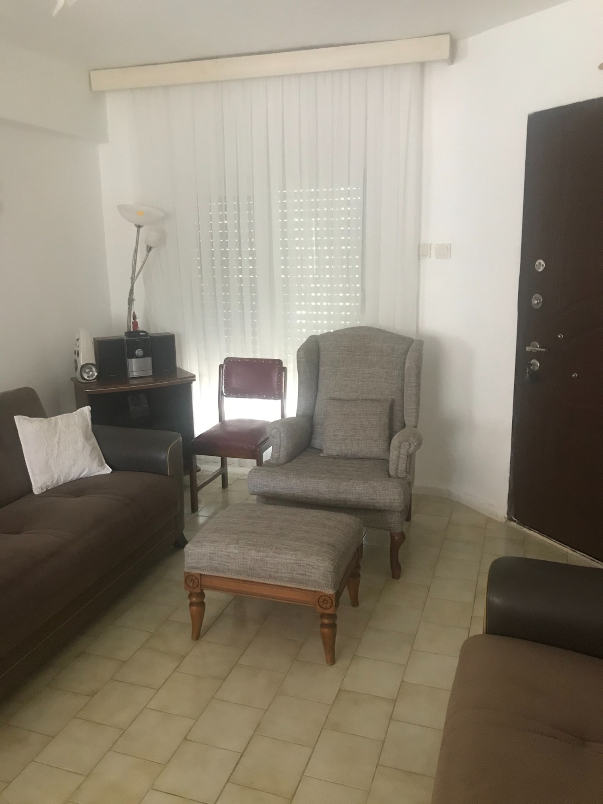 Ayvalık Altınova'da satılık eşyalı 2+1 villa