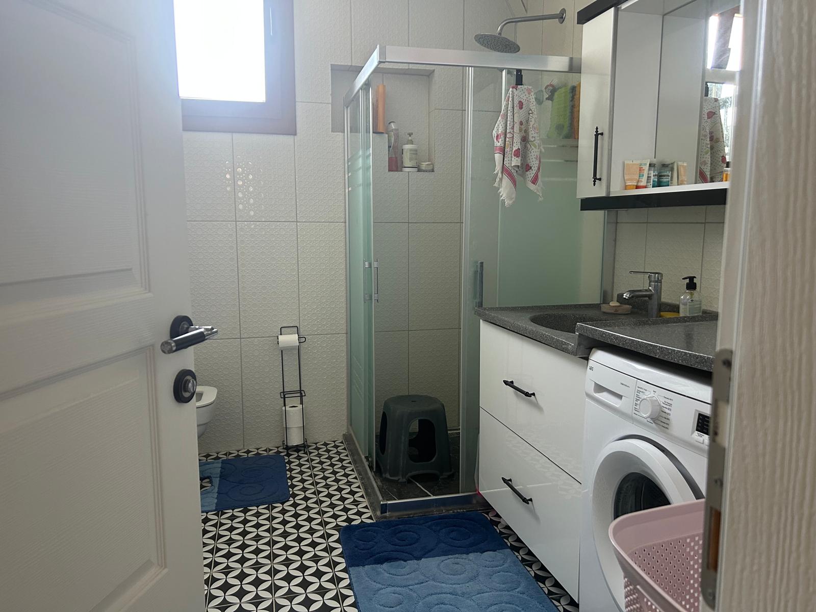 Ayvalık Altınovada Site İçinde 3 Katlı Deniz Manzaralı Villa