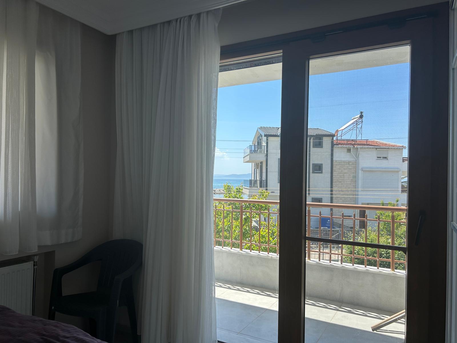 Ayvalık Altınovada Site İçinde 3 Katlı Deniz Manzaralı Villa